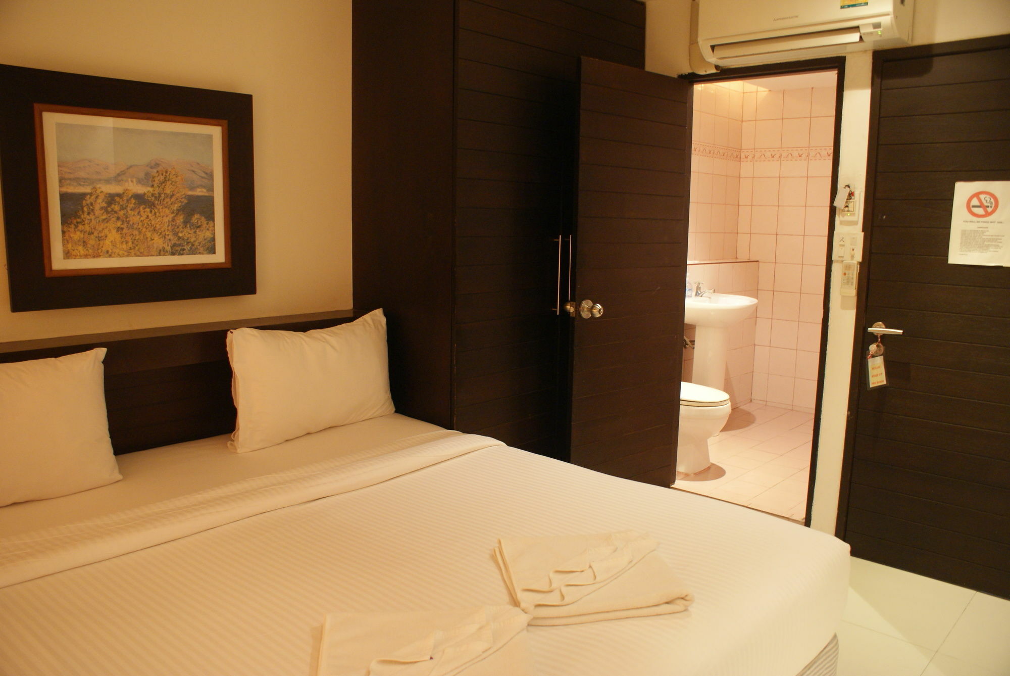 Patong New International Guest House מראה חיצוני תמונה